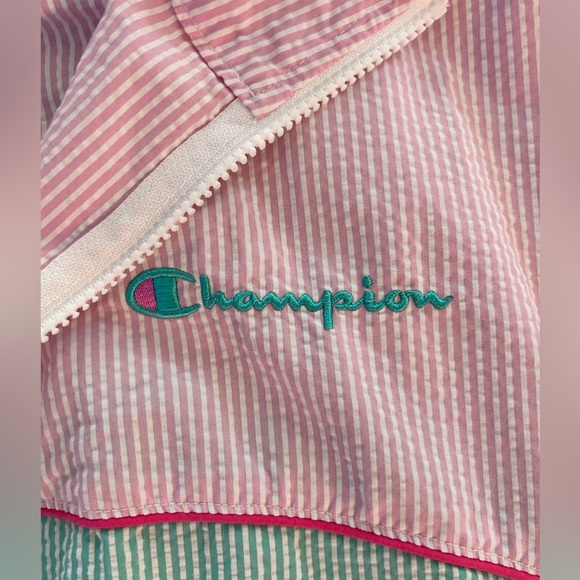 Champion Women’s Seersucker Popover Quarter Zip Jacket - Small - Picture 2 of 5